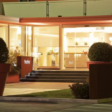 Hotel Cluentum Толентино Экстерьер фото