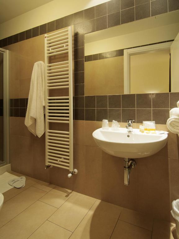 Hotel Cluentum Толентино Номер фото