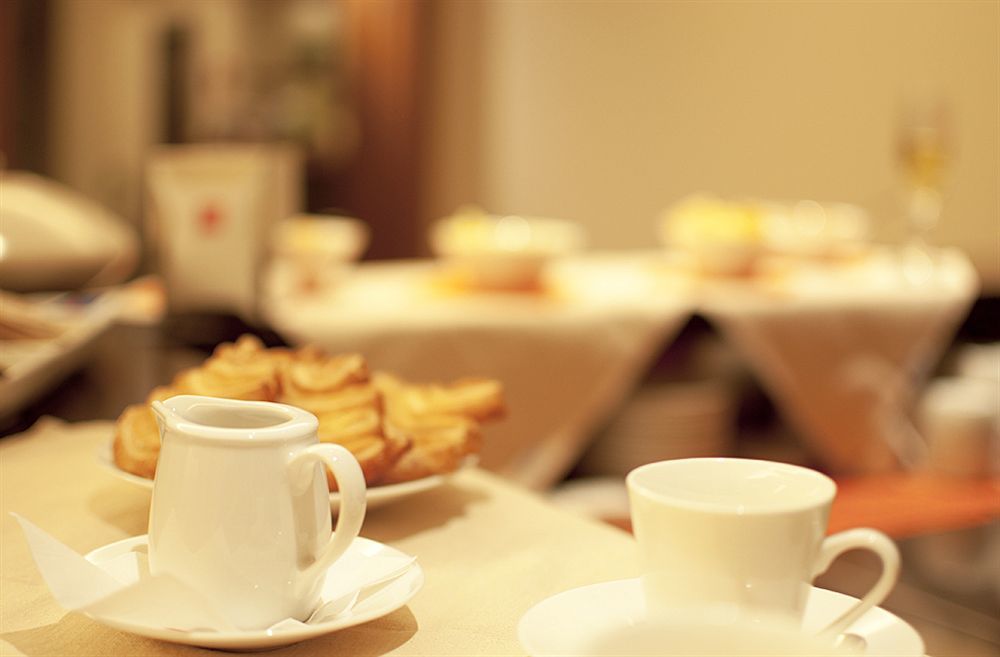 Hotel Cluentum Толентино Экстерьер фото